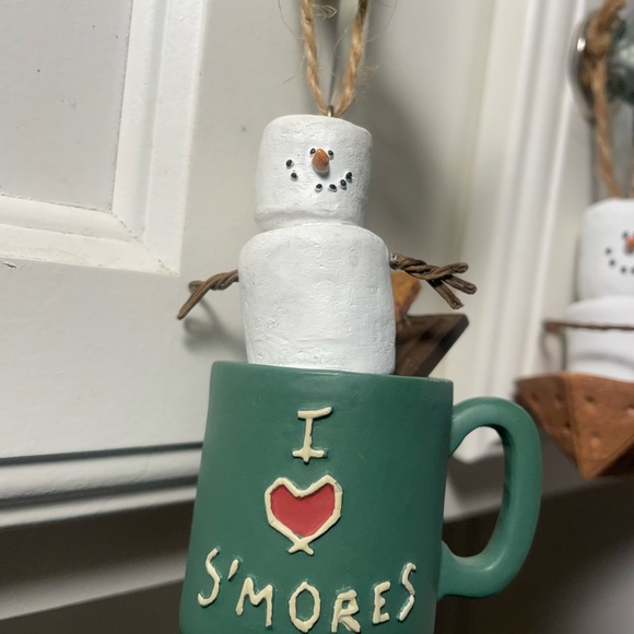 Collector S’more ornaments - Picture 2 of 6